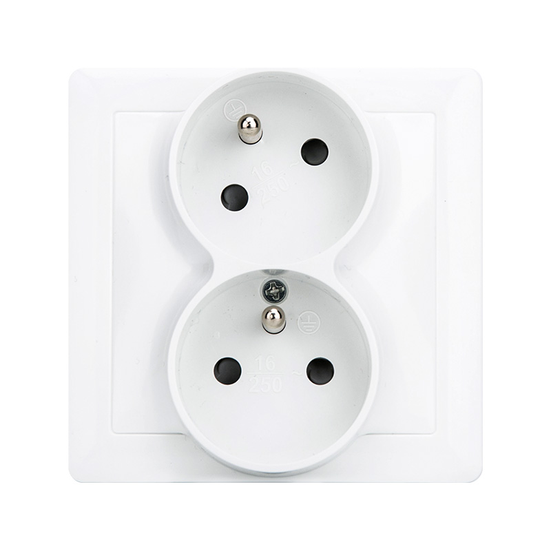 Solight 5B172 dvojzásuvka Slim, pootočená horní zásuvka 45°, bílá